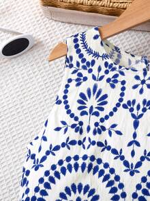 SHEIN Tween Girl Contrast Color Allover Print Casual Sleeveless Top And Loose Fit Wide Leg Pants - Blue - View 7