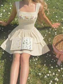 SHEIN MOD 女款夏季度假休閒花卉刺繡無袖短洋裝 - 杏色 - 查看 2