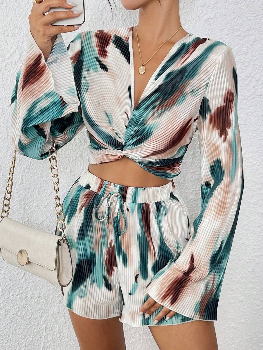 SHEIN Holidaya 2pcs Set: Bell Sleeve Twist Skort Pleated Abstract Print - Multicolor - View 1