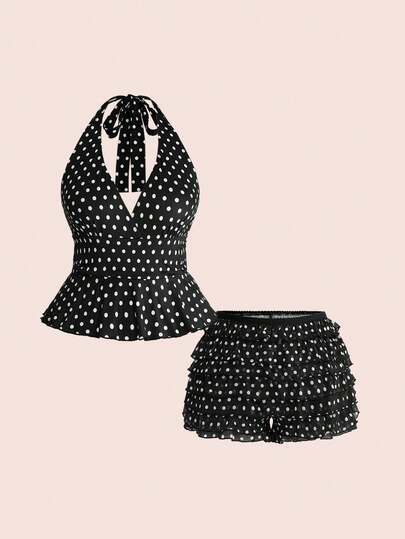 Sweetness Bộ đồ 2 mảnh dành cho nữ cỡ lớn, kiểu retro thập niên 2000, họa tiết chấm bi, viền bèo nhún, gồm áo hai dây và quần short phồng.