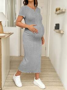 SHEIN 孕妇纯色圆领短袖侧开衩下摆休闲连衣裙 - 淺灰色 - 查看 4