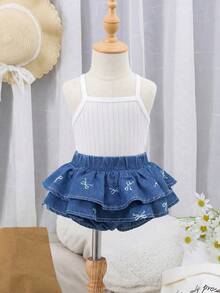 SHEIN Falda de volantes de denim azul con decoración de lazo blanco para niñas bebé, con pantalones cortos triangulares suaves y cómodos, ligeros para primavera y verano - Azul - Ver 5
