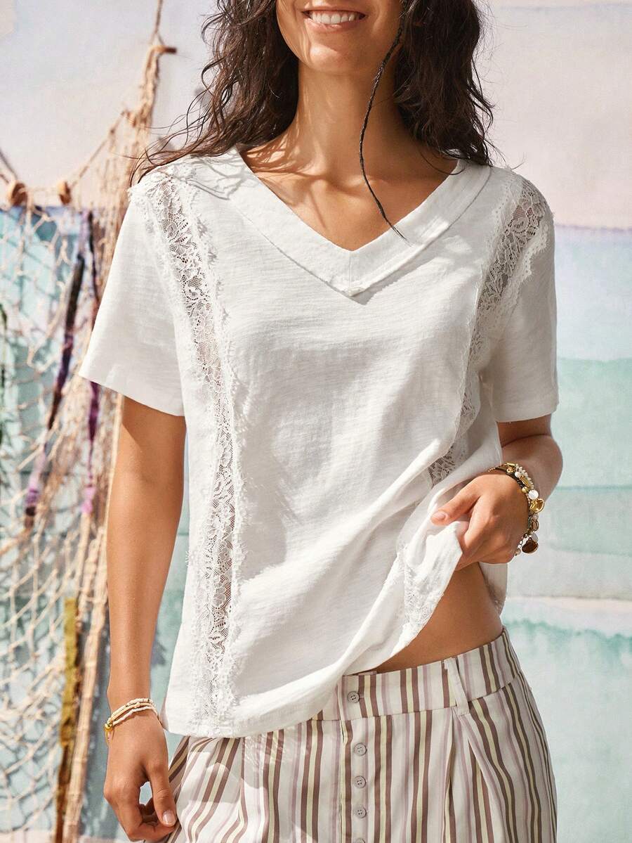 Áo kiểu nữ phong cách Bohemian mới, phối ren, cổ chữ V, kiểu dáng thường ngày.