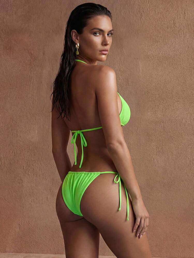 Women's Summer Beach Vacation Minimalist Solid Color Hollow Out Twist Back Halter Split Bikini Set
