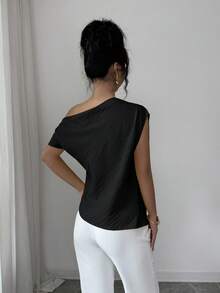 Elenzga Blusa de mujer nueva para primavera/verano, de diseño asimétrico elegante en los hombros, con textura plisada, de unicolor minimalista, holgada y favorecedora, adecuada para festivales, reuniones, uso casual y laboral, con bajo curvo, en color amarillo claro - Negro - Ver 2