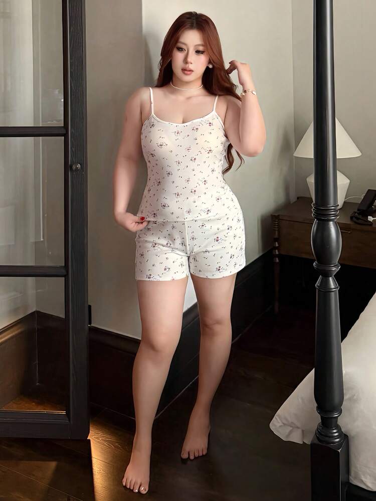 Dazy Plus 2pcs Sweet Ditsy Floral Camisole And Shorts Pajama Set, Sleeveless Crop Top And Lounge Pants, Plus Size Women Spring/Summer Sleepwear
