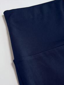 EMERY ROSE Plus Size Women Casual Pants With Pockets, 3/4 Length - Navy Blue - View 6
