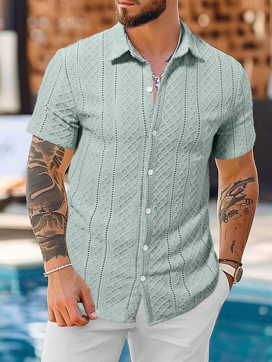Manfinity Homme Men's Geometric Textured Single-Breasted Casual Short Sleeve Shirt - Gray green - View 1