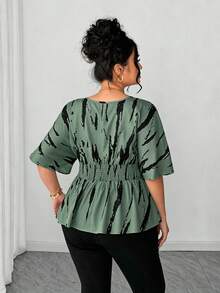 SHEIN Elenzya 大码女式V领插肩袖休闲衬衫，适合外出、聚会和通勤。 - 綠色 - 查看 2