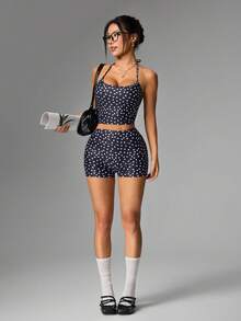 Dewbera Bộ đồ thể thao nữ họa tiết chấm bi, cổ yếm, gồm áo tank top và quần short. - Nhiều màu - Xem 7