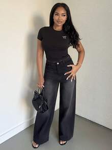 Alexandranx 女士圆领短袖蝴蝶结刺绣休闲 T 恤 - 黑色 - 查看 5