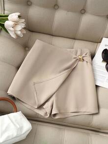SHEIN PETITE Váy quần nữ màu trơn, trang trí kim loại, vạt bất đối xứng. - Màu Khaki - Xem 4