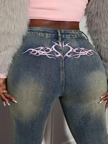 Slaydiva Plus Size Women High Waist Embroidered Pocket Flare Leg Jeans - Dark Wash - View 2