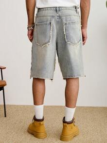 Manfinity Roughcore Men's Casual Street Style Multi-Pocket Frayed Hem Blue Wide Leg Denim Shorts - Light Wash - View 3