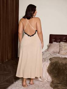 Slumberist Contrast Color Lace Patchwork Plunging V-Neck Sexy Open Back Women Nightgown - Apricot - View 2