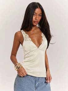SHEIN BAE Áo hai dây satin ren xuyên thấu màu đen gợi cảm, phù hợp để mặc đi club, hẹn hò, ăn trưa, đi du thuyền, đi làm, thanh lịch và quyến rũ. - Màu be - Xem 4