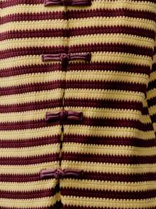 Nöista Ensemble Gilet et Short en Tissu Texturé à Rayures Horizontales, Découpe Avant et Boutons de Style Chinois - Marron - Voir 7