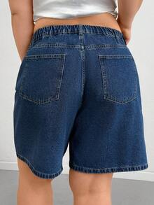 SHEIN Cottnline شورت جينز أزرق مغسول للنساء ذو خصر عالي مريح وأسلوب كاجوال بخصر مطاطي مقاس كبير - أزرق متوسط - مشاهدة 2