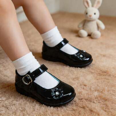 Zapatos Para Niña Con Detalle Y Cinta