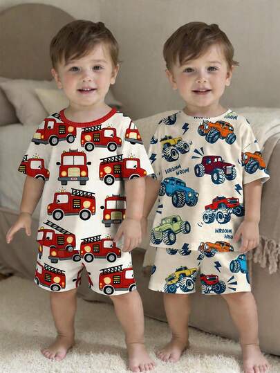 SHEIN Bộ 2 món đồ mặc nhà rộng rãi, thoải mái cho bé trai, thích hợp cho mùa hè, gồm áo phông và quần short.