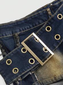 ROMWE Grunge Punk Vintage Denim Shorts With Oversized Belt, Colorblock Metal Accent, Sexy Niche Style - Blue - View 3