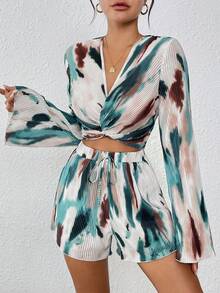 SHEIN Holidaya 2pcs Set: Bell Sleeve Twist Skort Pleated Abstract Print - Multicolor - View 4