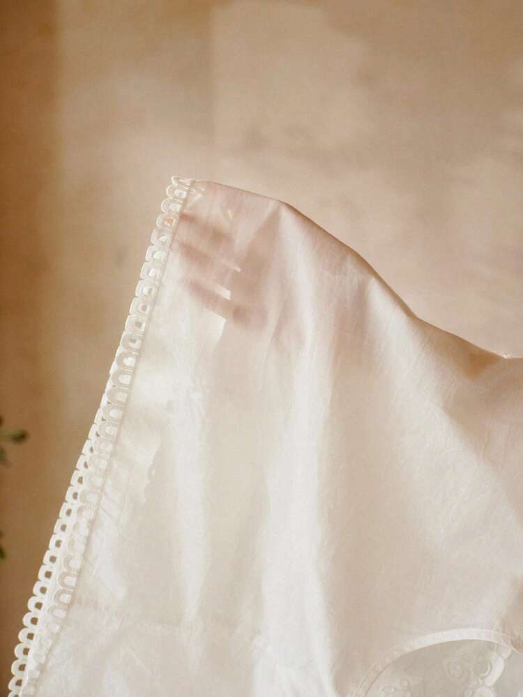 SOLID EMBROIDERY SCHIFFY SLEEVELESS TOP & SHORTS LOUNGE SET