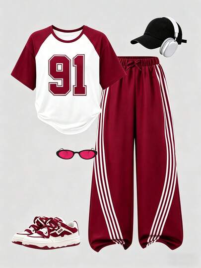 Este conjunto incluye una camiseta de manga corta con bloqueo de color rojo y blanco con un diseño gráfico con número, combinada con pantalones casuales rectos y sueltos. El estilo dulce y fresco es adecuado para el uso diario y se puede complementar con accesorios para agregar talla grande vitalidad.