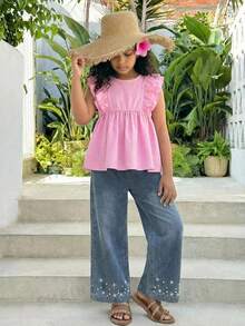 SHEIN Vintaside Kids Ținută simplă nouă pentru fete Tween primăvară/vară, bluză albă fără mâneci cu volane, în culoarea unuii, asortată cu pantaloni casual din denim cu mărgele albe, set de 2 piese, potrivită pentru ținute de primăvară/vară, elegante, naveta, școala, vacanța, petrecerea, sărbătoarea - Roz - Vizualizare 4