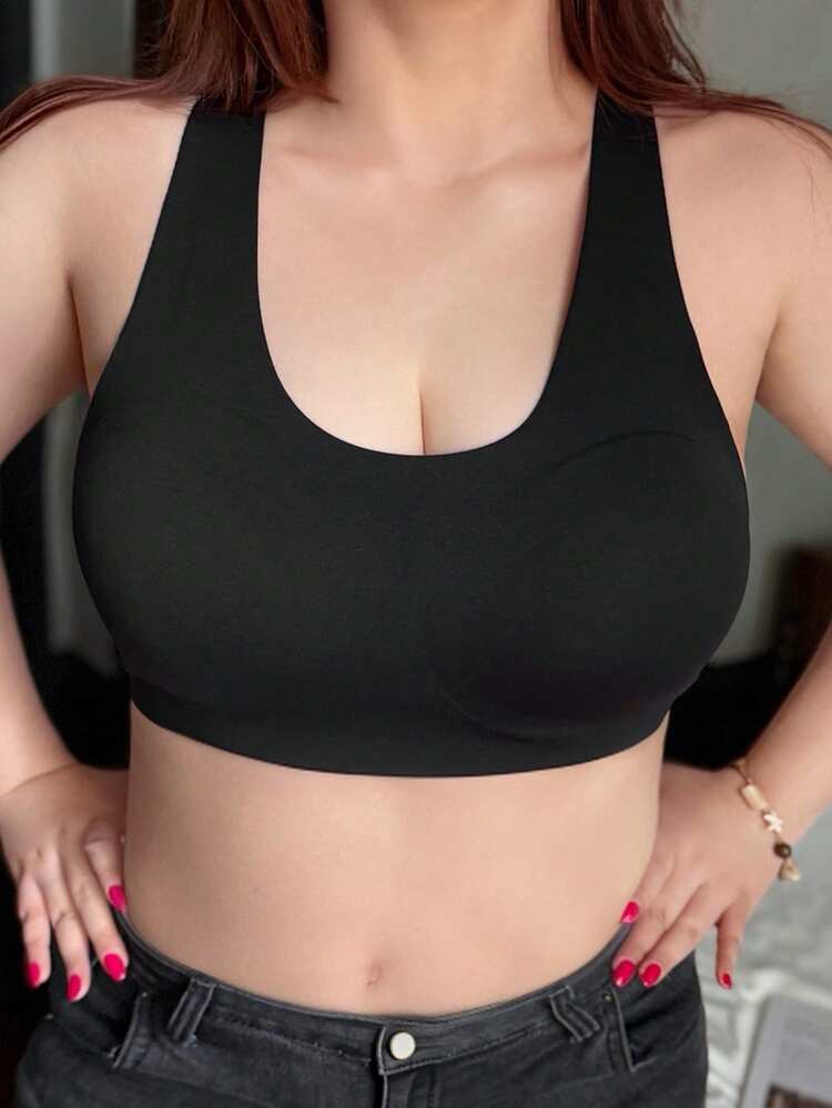 Dazy Plus Plus Size Women Elastic Tight Fit Sports Casual Black Bra Top