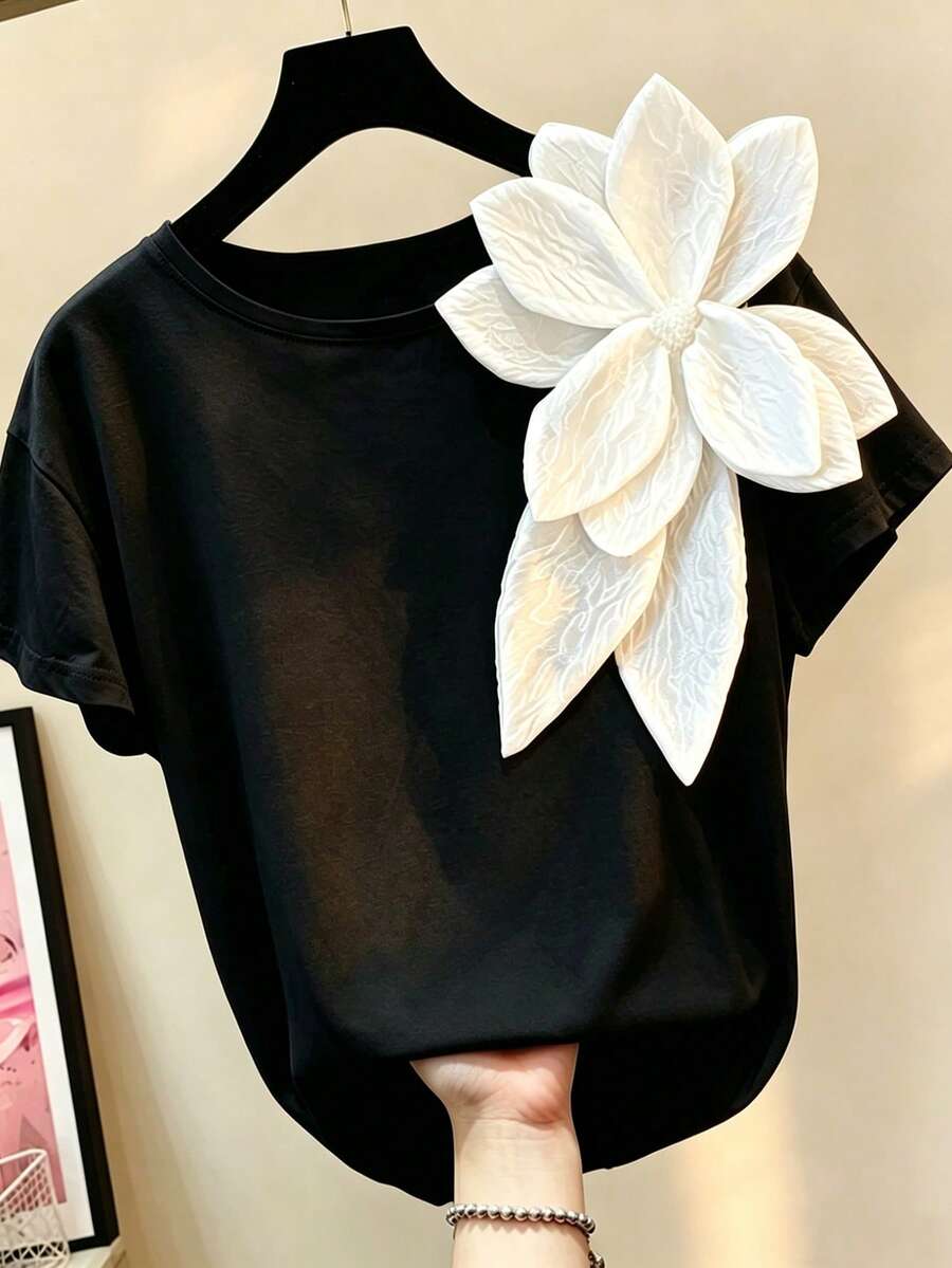 Resyla 女士黑色圆领T恤，3D大白花贴花设计，短袖休闲T恤，优雅修身基础款上衣，2026新款，夏季日常穿着 - 黑色 - 查看 1
