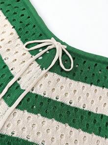 SHEIN Holidaya 綠色與白色條紋夏季休閒海濱風度假女款兩件套，鏤空紋理 Polo 領開襟衫搭配短褲，沙灘穿搭 - 綠色 - 查看 5