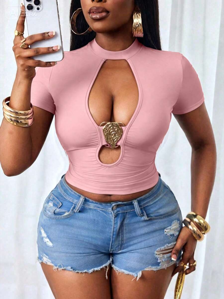 BamGleam 女款純色金屬裝飾鏤空設計性感短袖T恤 - 粉色 - 查看 1
