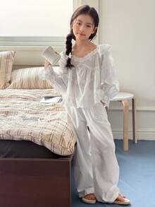 DAZY Bộ đồ ngủ cho bé gái tuổi teen: Áo cổ chữ V rộng rãi + Quần ống đứng. - trắng - Xem 6