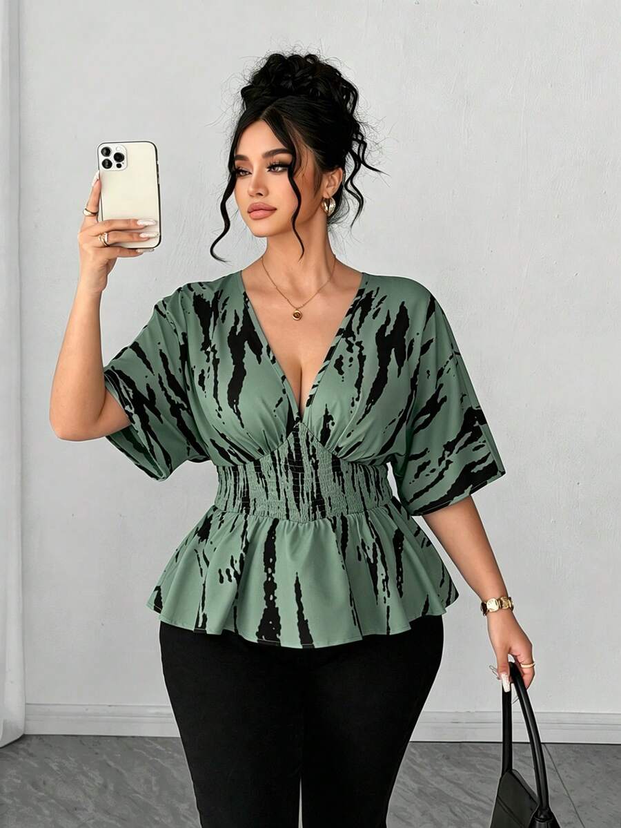 SHEIN Elenzya 大码女式V领插肩袖休闲衬衫,适合外出、聚会和通勤。 - 綠色 - 查看 1