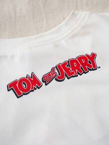 TOM & JERRY X SHEIN 卡通印花圆领短袖上衣和休闲短裤睡衣套装，适合小男孩 - 白色 - 查看 4