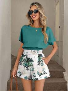SHEIN LUNE Women's Casual Comfortable Vacation Chic Commute Abstract Geometric Line Pattern Cinched Waist Short Top And Shorts 2-Piece Set, Spring/Summer,Vacation Outfits Women - Multicolor - View 6