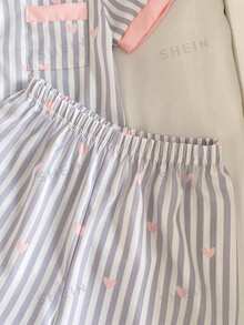 SHEIN Ensemble de tenues d'été légères pour adolescentes, imprimé cœur rayé frais et élégant, garniture et poignets contrastés en rose, doux et confortable, ensemble 2 pièces de loungewear avec cardigan à manches courtes et shorts - Rose bonbon - Voir 5