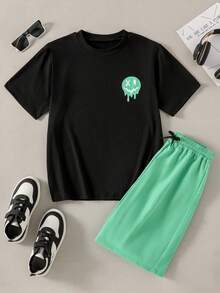 SHEIN Bộ 2 áo phông đen thời trang cho bé trai tuổi teen và quần short xanh lá cây thường ngày - màu xanh lá - Xem 3
