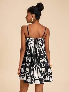 SHEIN TRVLCHIC Loose Fit Printed Sleeveless Vacation Dress For Women, Spring/Summer - Black and White - View 2