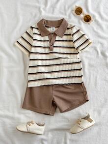 SHEIN Vintaside Kids 男婴夏季翻领短袖时尚休闲简约T恤搭配休闲时尚短裤套装，适合户外旅行、度假、日常休闲、公园散步等场合。 - 杏色 - 查看 1