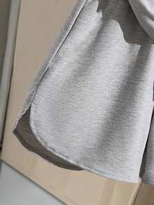 Tween Girl Colorblock Shell Embroidered Heart Graphic Tee And Shorts 2-Piece Set, Casual Raglan Sleeve Pocket Shorts Outfit For Summer, Versatile Basic Outdoor Soft Round Neck Tee And Shorts Set, Suitable For Spring/Summer Daily, Vacation, Holidays, Spring Vibes, Summer Vibes - Grey - View 6