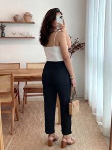 Enliva Plus Size Kỳ nghỉ Quần dài thắt nút màu trơn có túi - màu đen - Xem 2