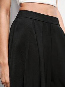 SHEIN Luminelle Quần ống loe bất đối xứng cạp cao màu đen, thiết kế chữ A mềm mại, tôn dáng, quần công sở giúp thon gọn cho nữ. - màu đen - Xem 7