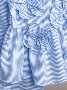 SHEIN 2件套女童梭织纯色条纹3D立体花卉吊带背心和长裤套装 - 藍白色 - 查看 4