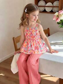 SHEIN Elladie kids 小女孩可爱花卉格纹印花吊带背心和阔腿纹理面料长裤套装，适合日常休闲和假日穿着。 - 藕粉色 - 查看 12