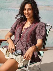 女士圆领花瓣袖拼接蕾丝复古格子休闲衬衫 - 紅色 - 查看 2