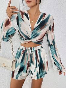 SHEIN Holidaya 2pcs Set: Bell Sleeve Twist Skort Pleated Abstract Print - Multicolor - View 3