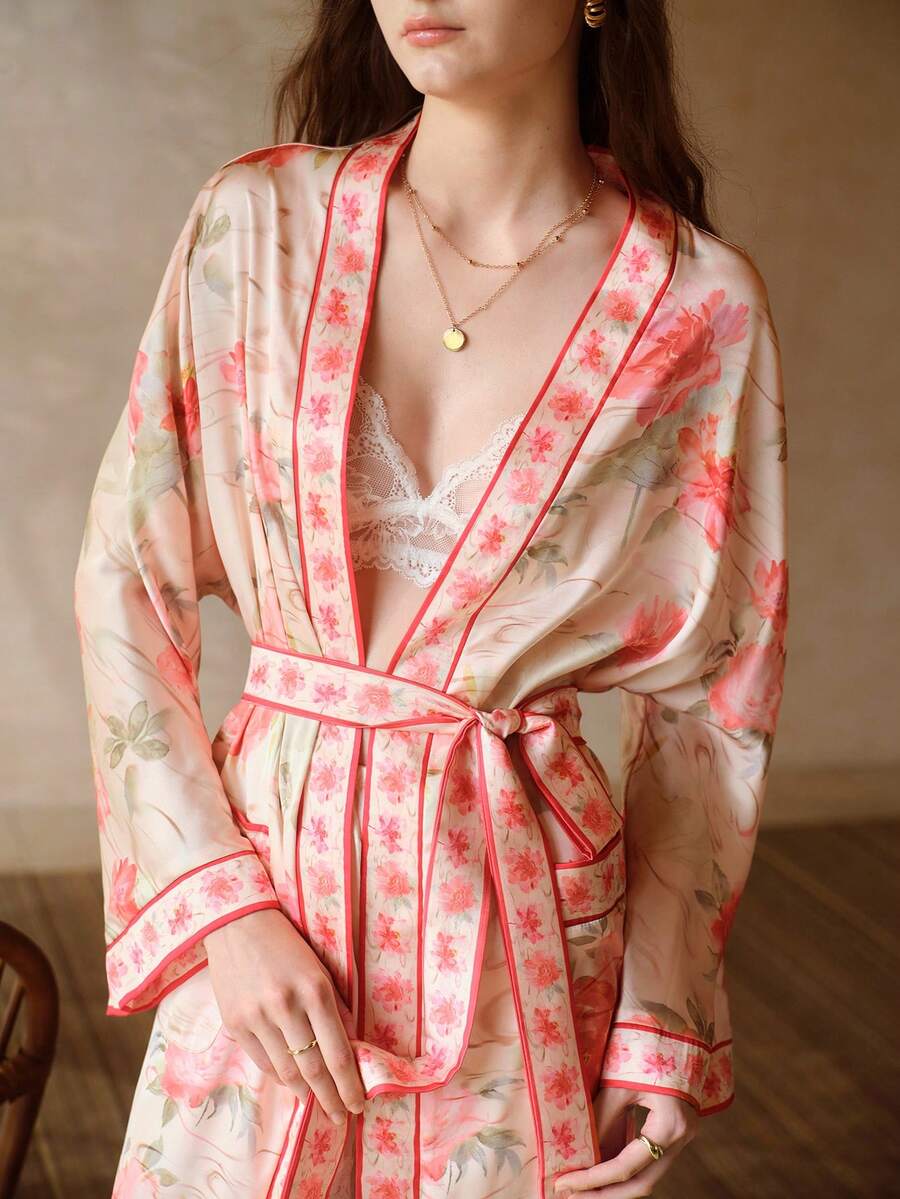 MOTF PREMIUM FLORAL PRINT BATWING SLEEVE BELTED LONG ROBE - Multicolor - View 2