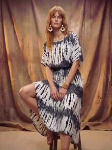 Đầm dài xẻ tà, thắt eo, in họa tiết nhuộm tie-dye mới năm 2026 - Nhiều màu - Xem 5